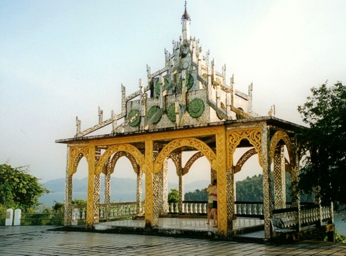Pavillon in the pagoda