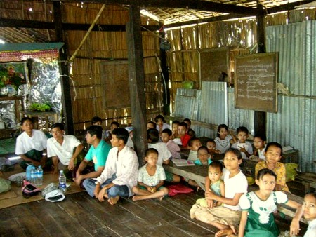 The temporary school