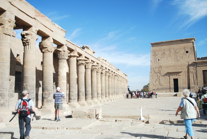 Säulenhof von Philae Säulenhof von Philae