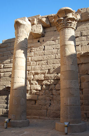 Säulen in Kalabscha Ptolemäische Säulen in Kalabscha