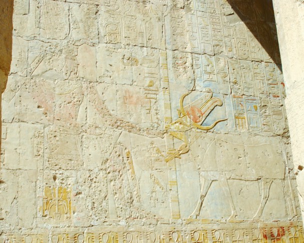 Hathorrelief im Hatschepsuttempel