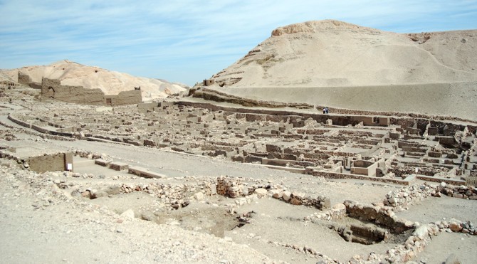 Deir el-Medina von oben